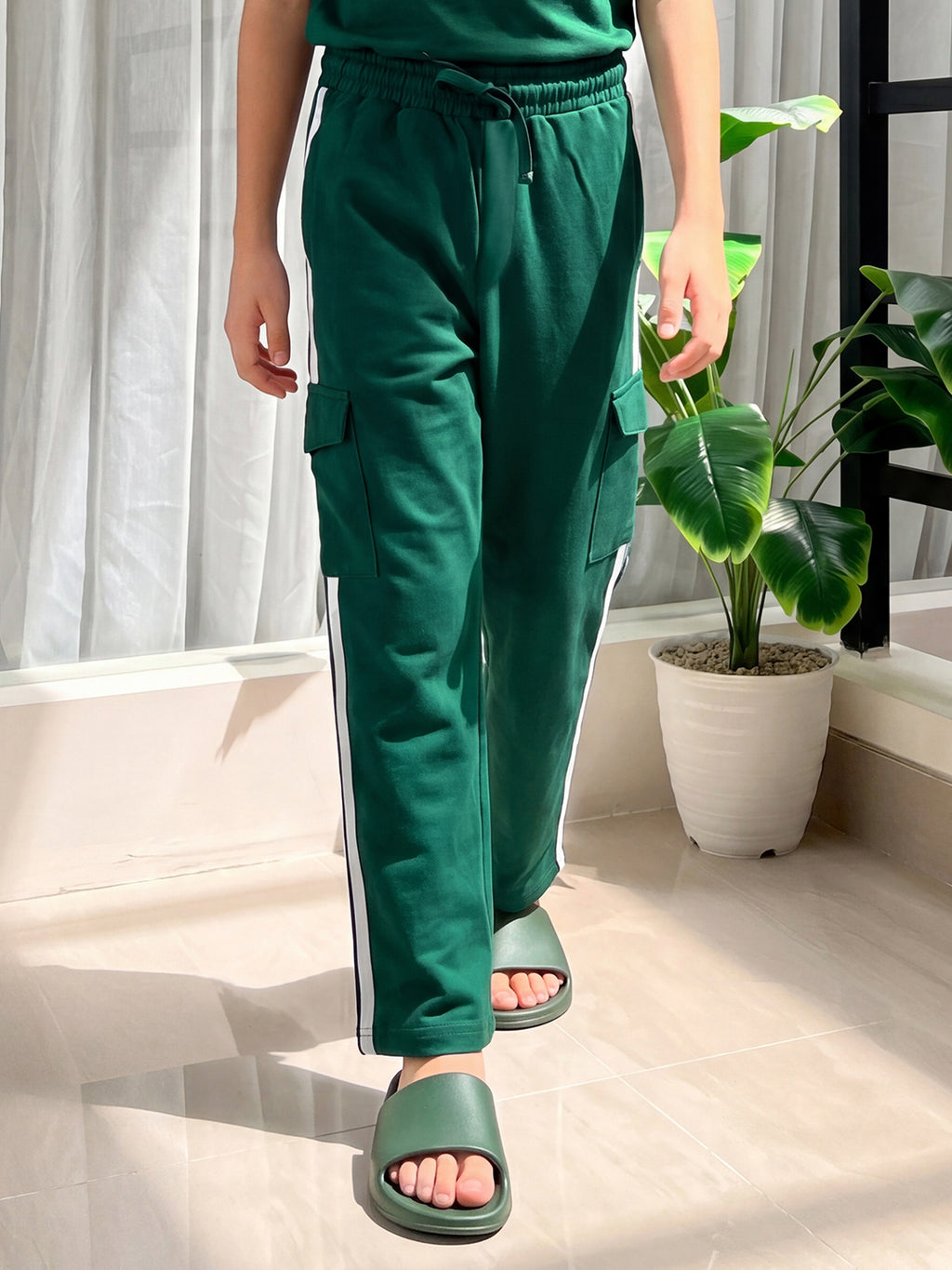Lil Tomatoes Boys Cotton Looper Cargo Trackpant