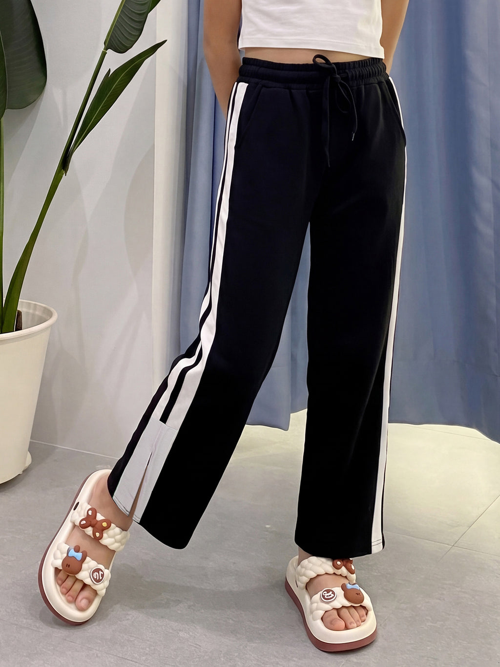 Lil Tomatoes Girls Cotton Looper Trackpant