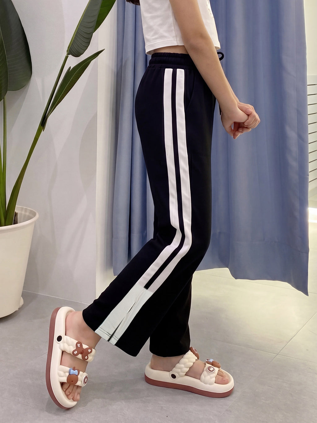 Lil Tomatoes Girls Cotton Looper Trackpant