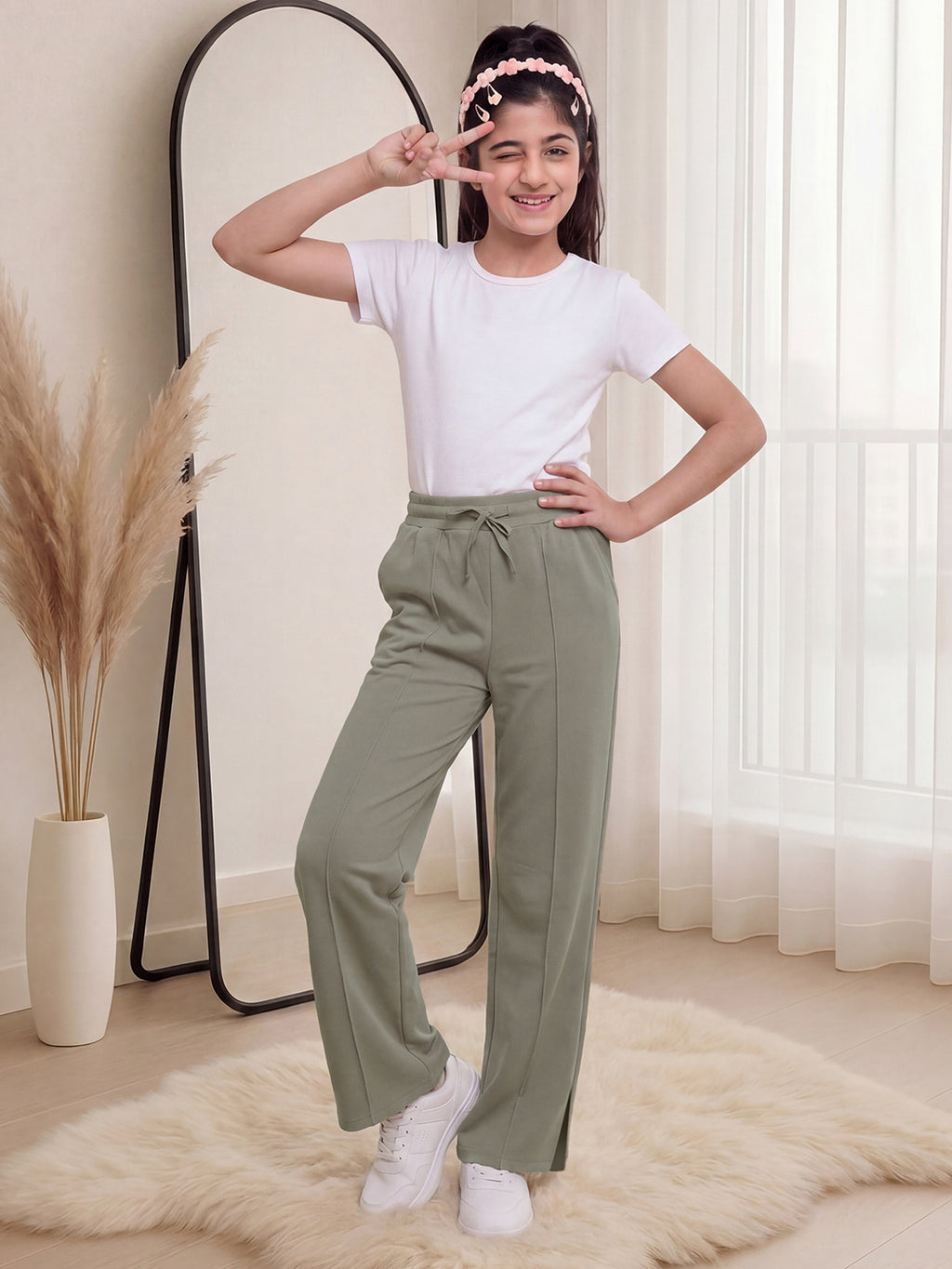 Lil Tomatoes Girls Cotton Looper Trackpant