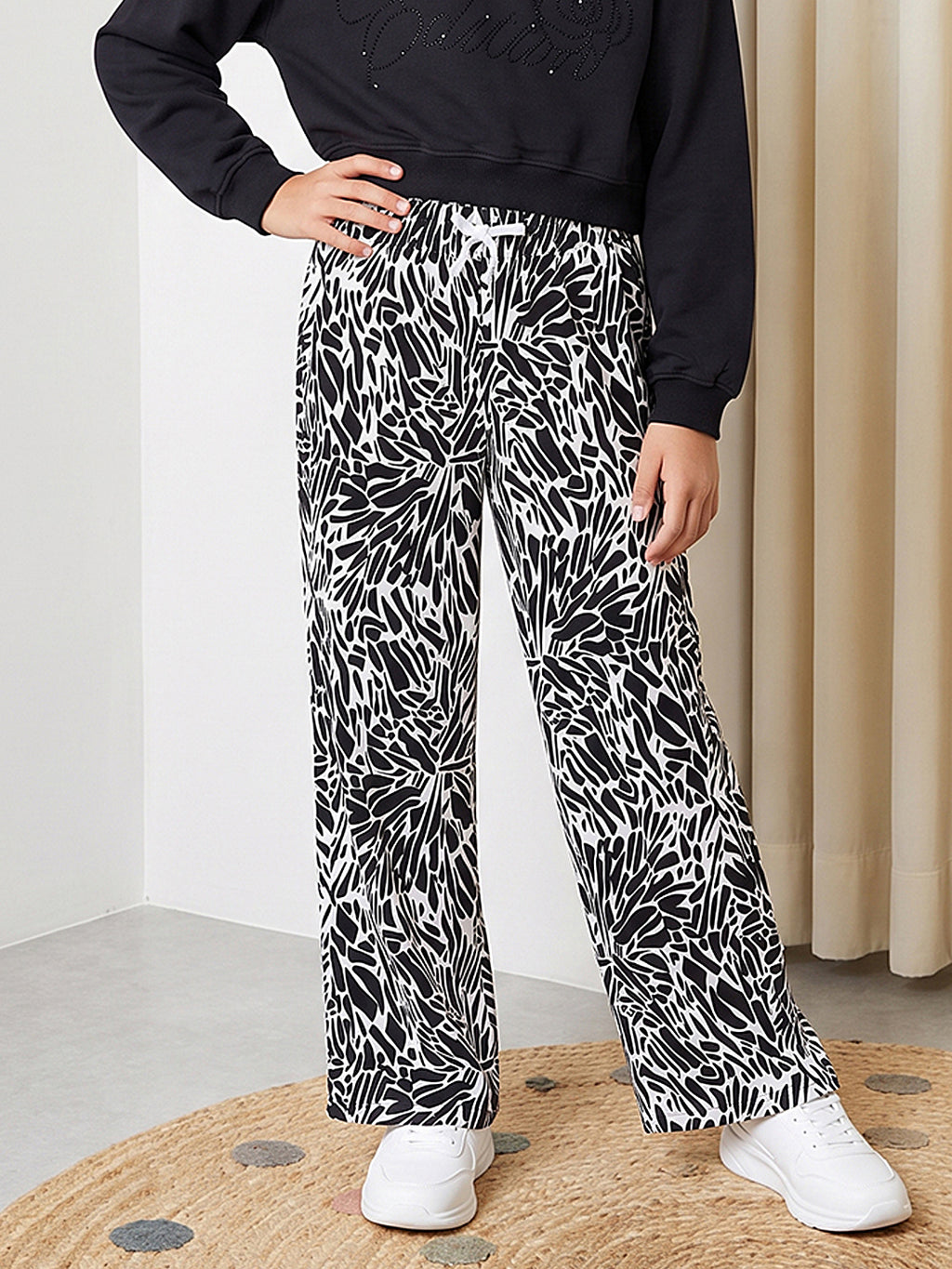 Lil Tomatoes Girls Cotton Looper Trackpant