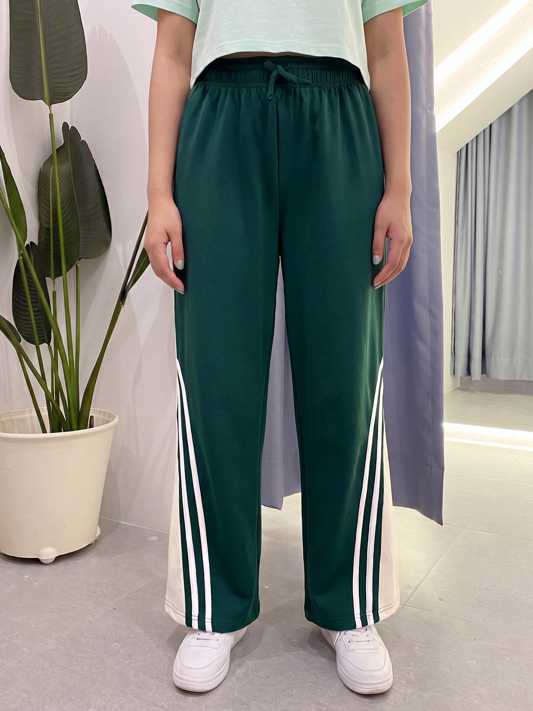 Lil Tomatoes Girls Cotton Looper Trackpant