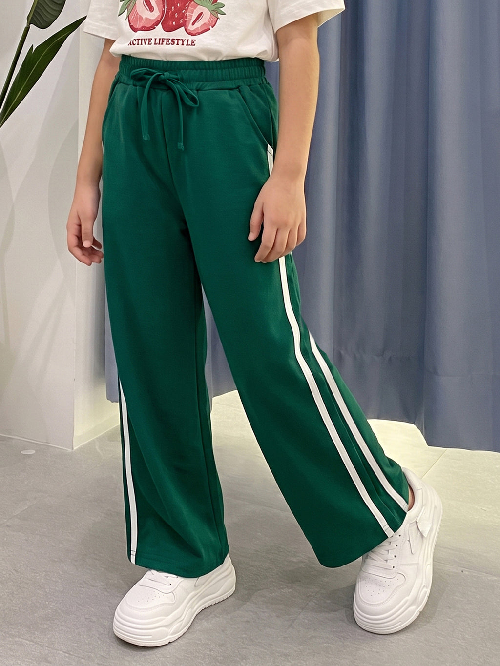 Lil Tomatoes Girls Cotton Looper Trackpant