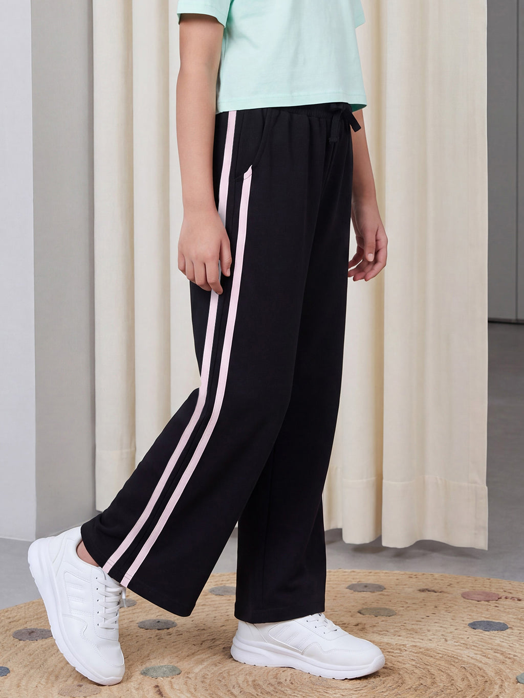 Lil Tomatoes Girls Cotton Looper Trackpant