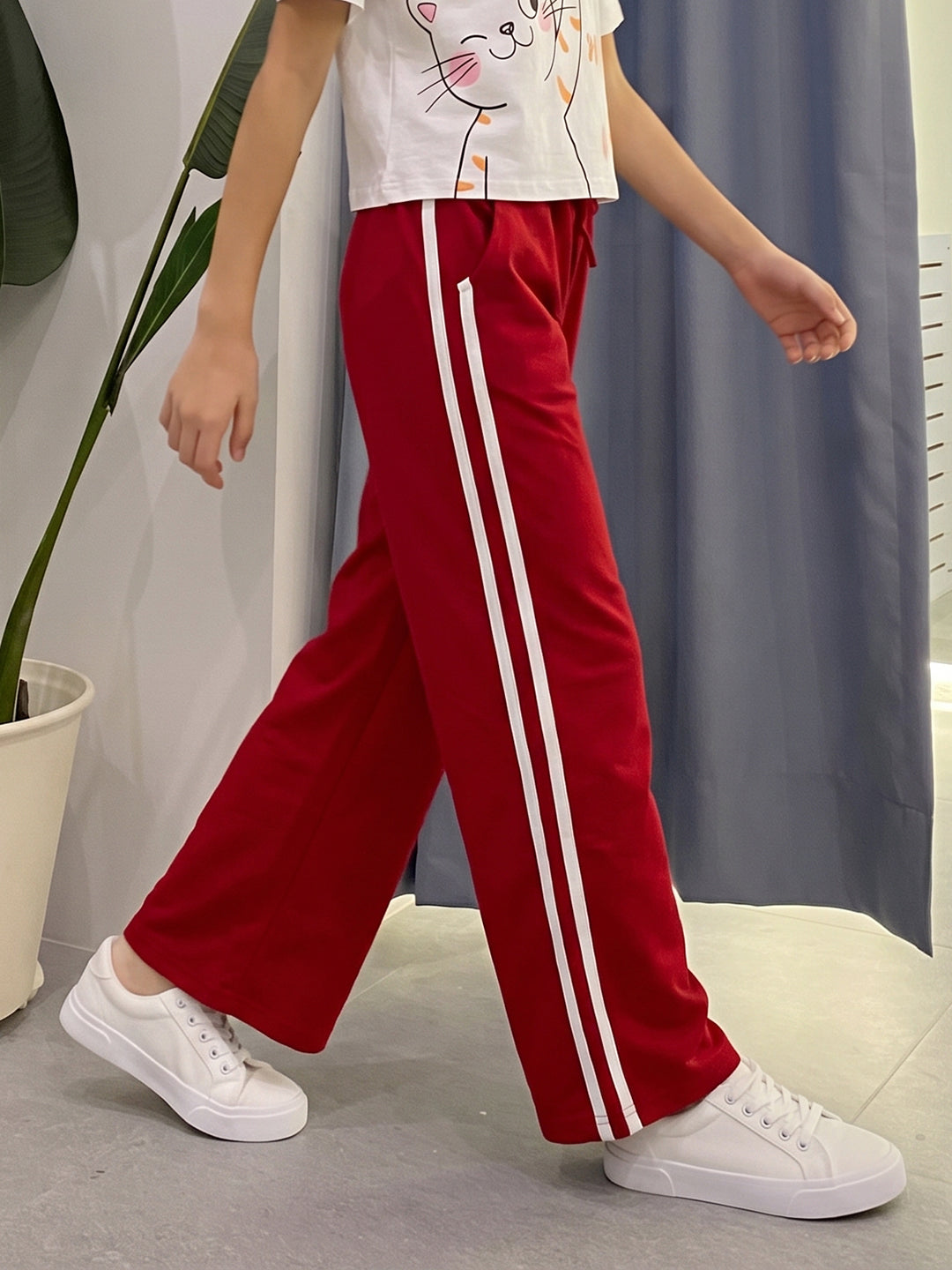 Lil Tomatoes Girls Cotton Looper Trackpant