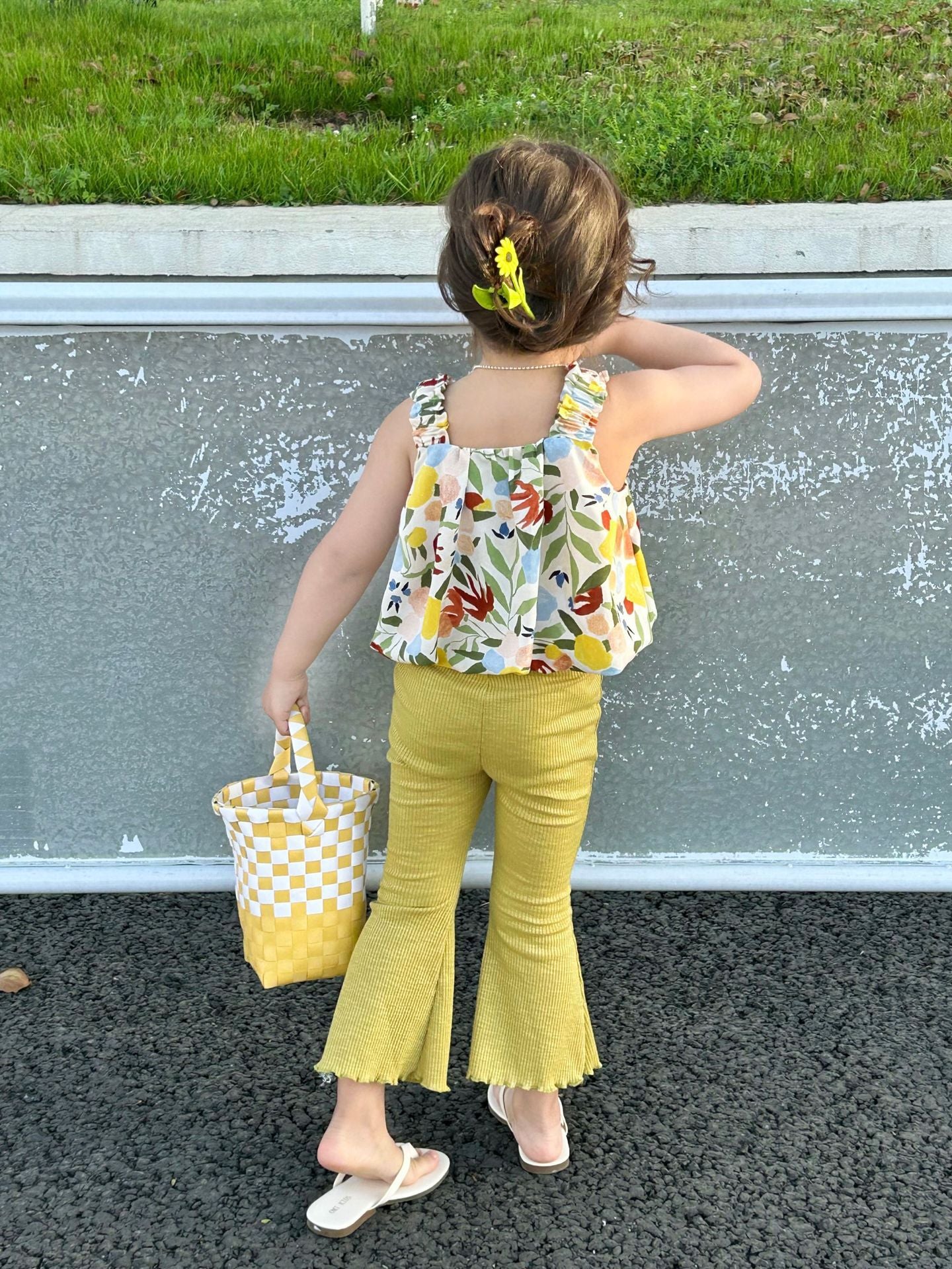 Lil Tomatoes Girls Printed Balloon Top & Flared Pants Set